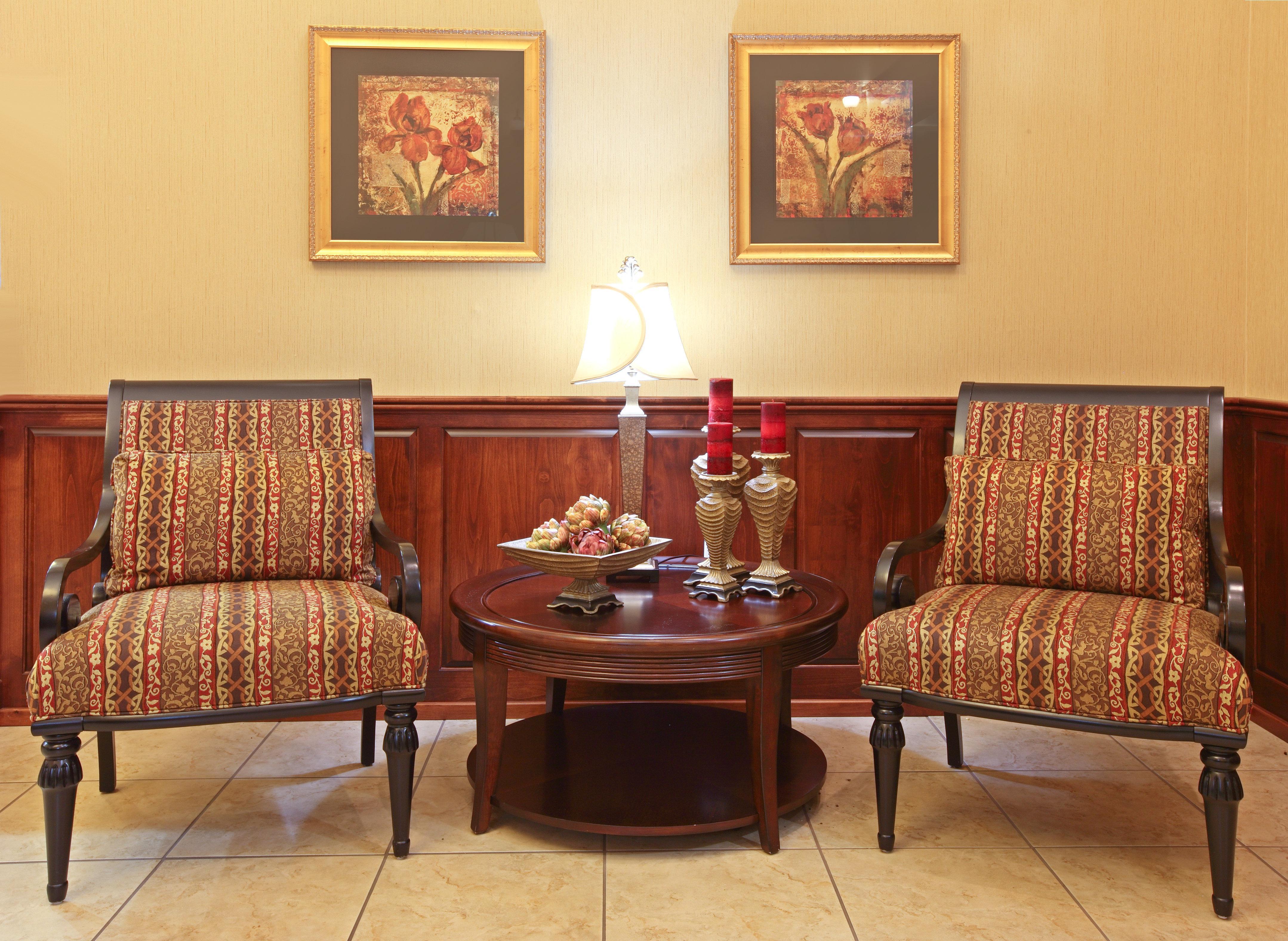 Holiday Inn Express Hotel & Suites Clarksville Екстериор снимка